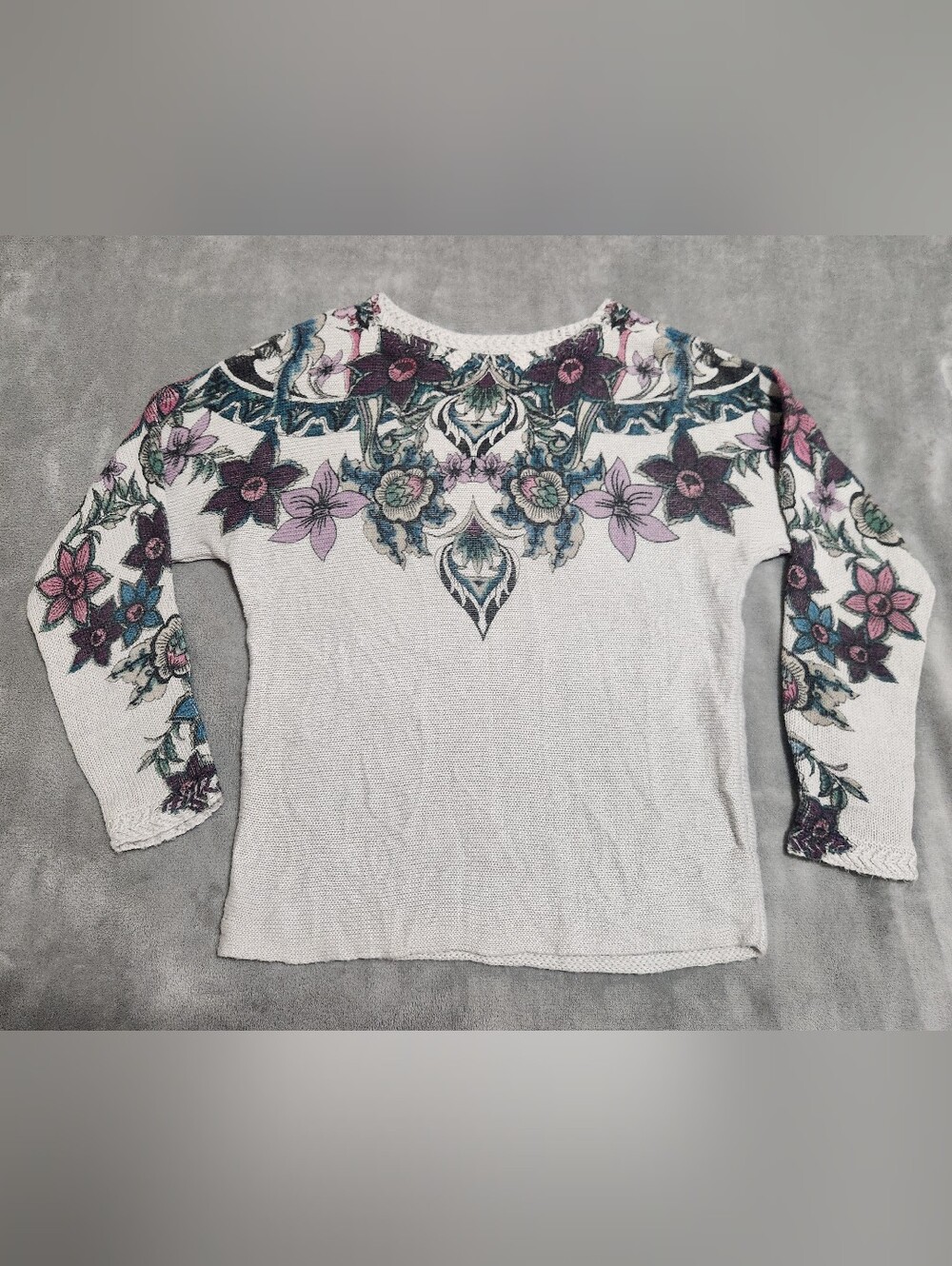 Chico’s Cream & Purple Floral Yoke Knit Pullover Sweater Size 0 / S